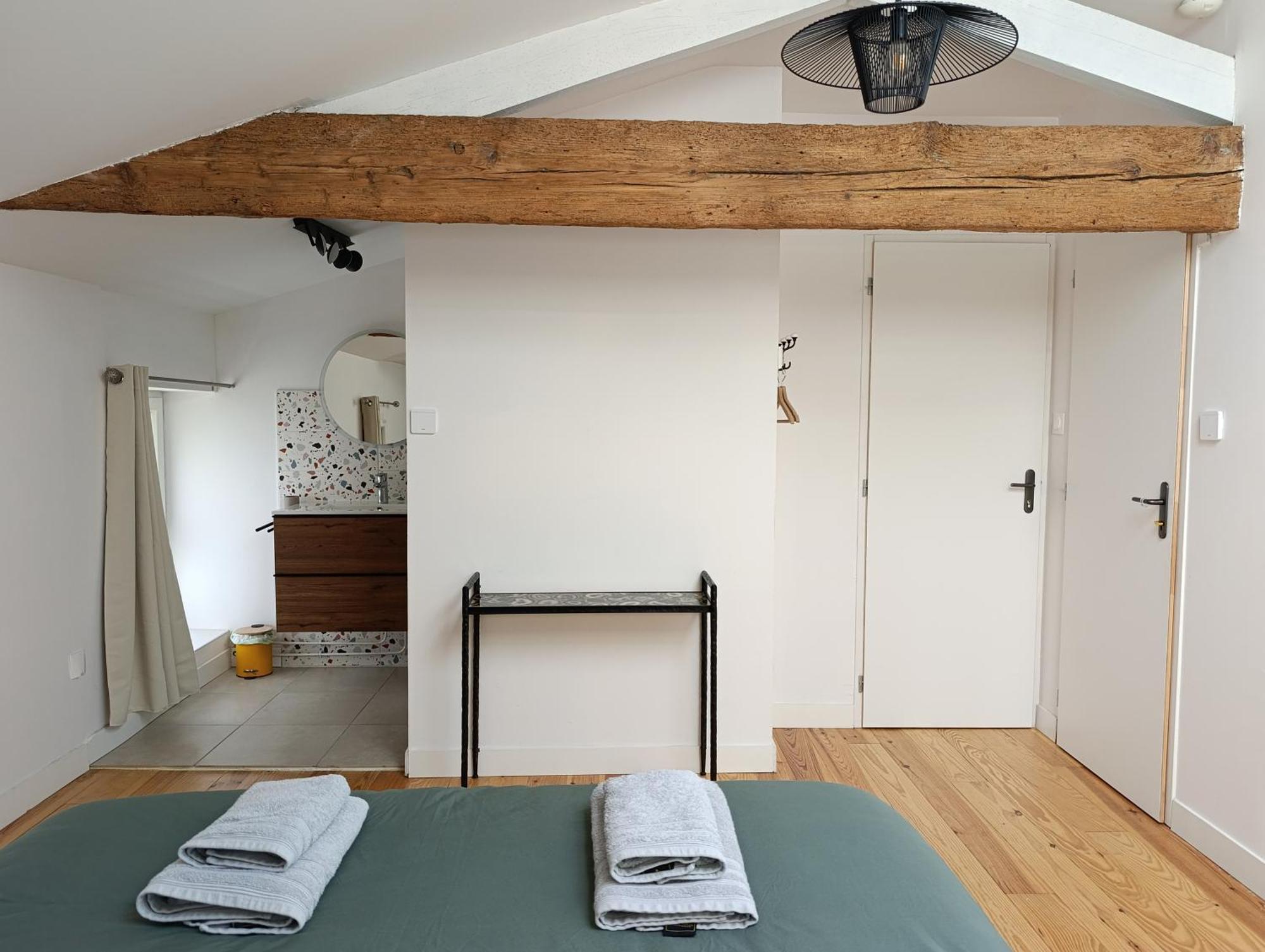 Saint-Pierre-d'Aurillac Maison Irondas מראה חיצוני תמונה